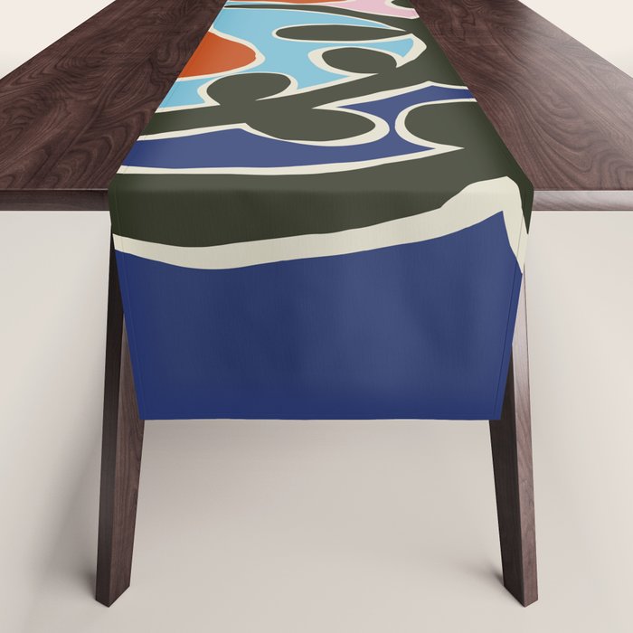 Retro minimal flower V Table Runner Gallery Image 1