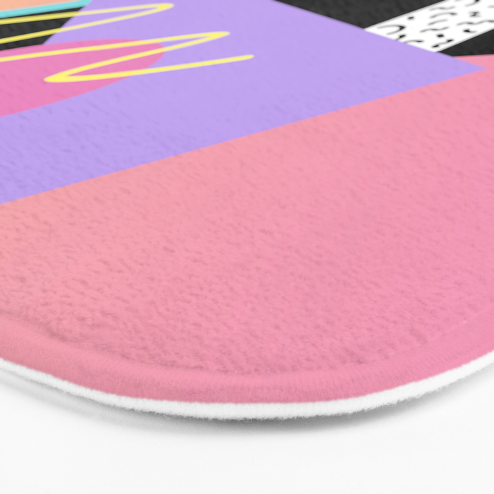 Memphis pattern 95 - 80s / 90s Retro Bath Mat Gallery Image 3