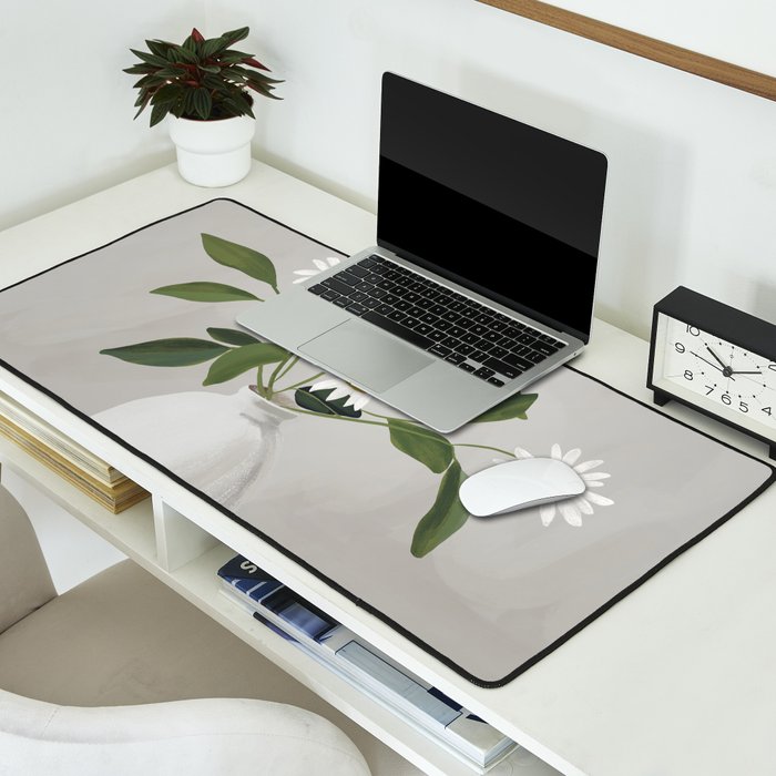 Minimalist Daisy Flowers Desk Mat Gallery Image 2