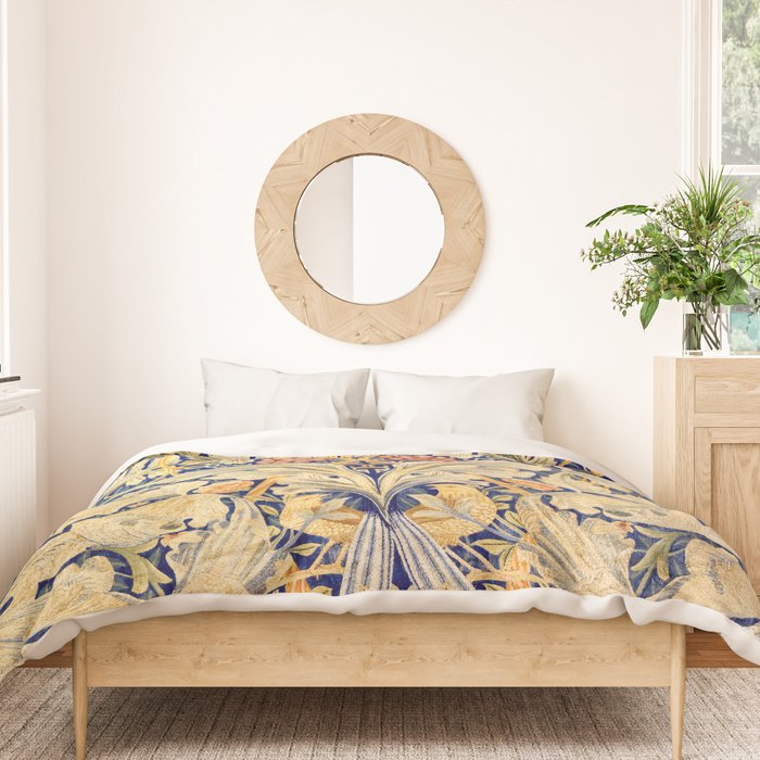 William Morris "Acanthus and vine" 1. Duvet Cover Gallery Image 3