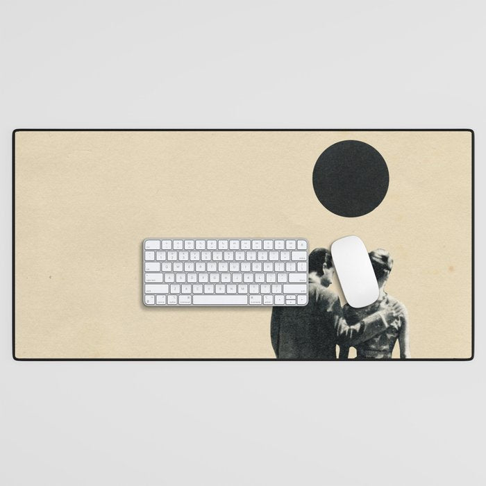 Le Film Desk Mat Gallery Image 1