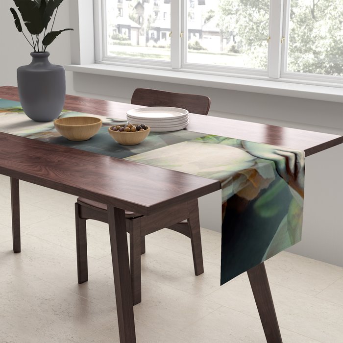 blooming 2a Table Runner Gallery Image 2