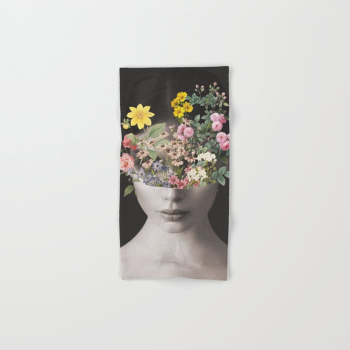 Floral beauty 15 Bath Towel Gallery Image 1