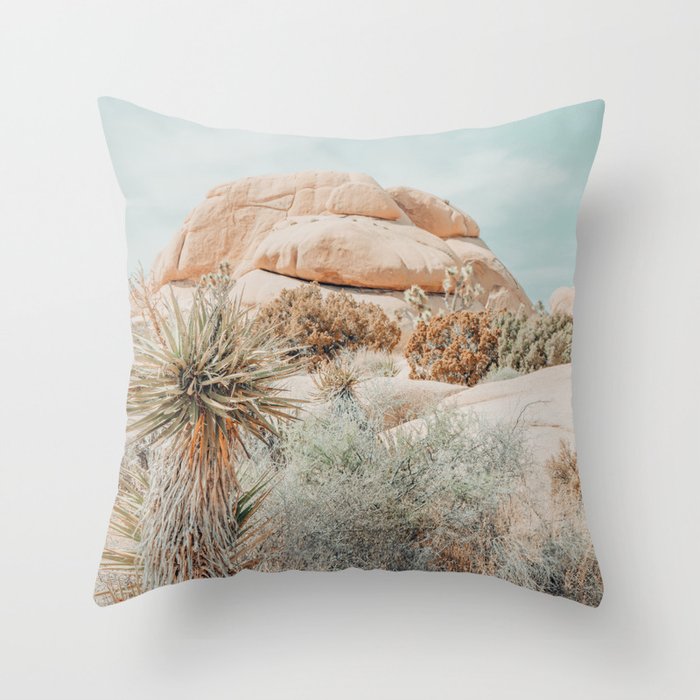 Joshua Tree Throw Pillow Gallery Image 1