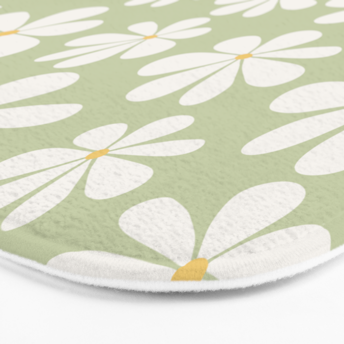Retro Daisy Pattern - Pastel Green Bath Mat Gallery Image 3