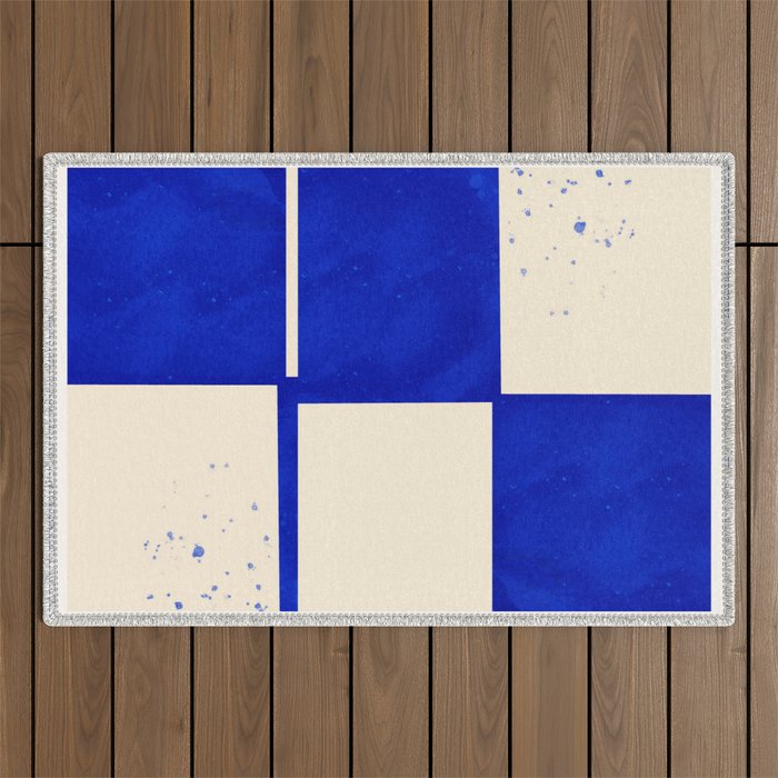 Minimalist 47 Outdoor Rug Gallery Image 1