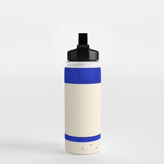 Minimalist 47 Water Bottle Gallery Image 2