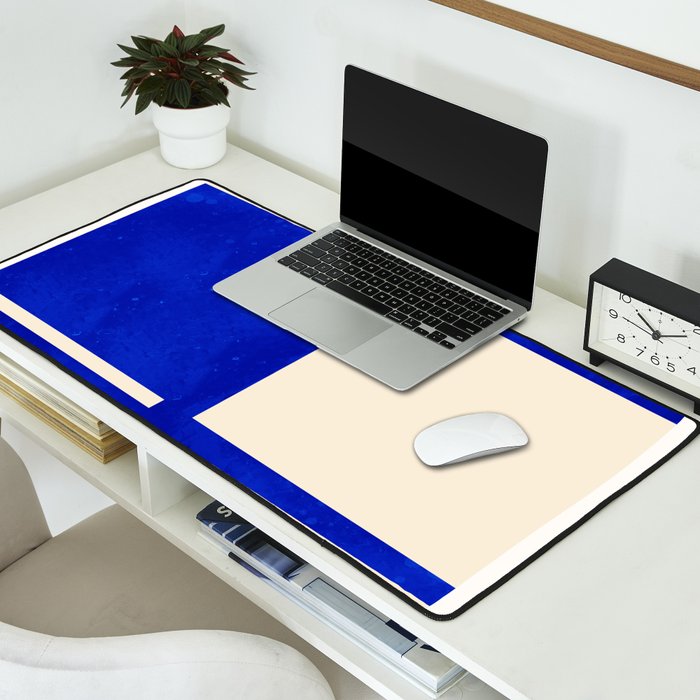 Minimalist 47 Desk Mat Gallery Image 2