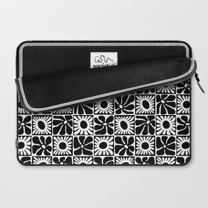 Black and white retro flower art pattern Laptop Sleeve Gallery Image 2