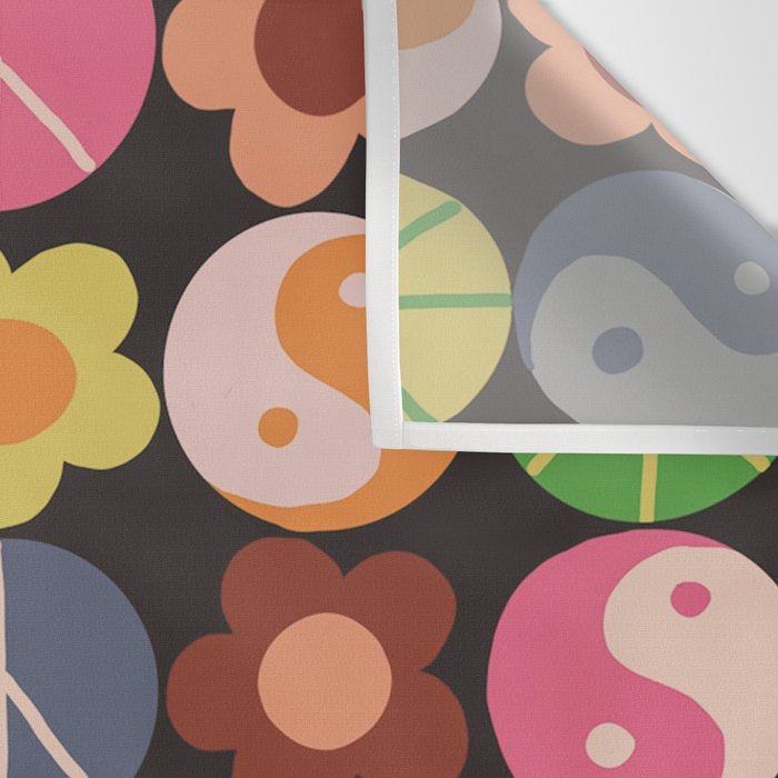Flower power black Wall Tapestry Gallery Image 3