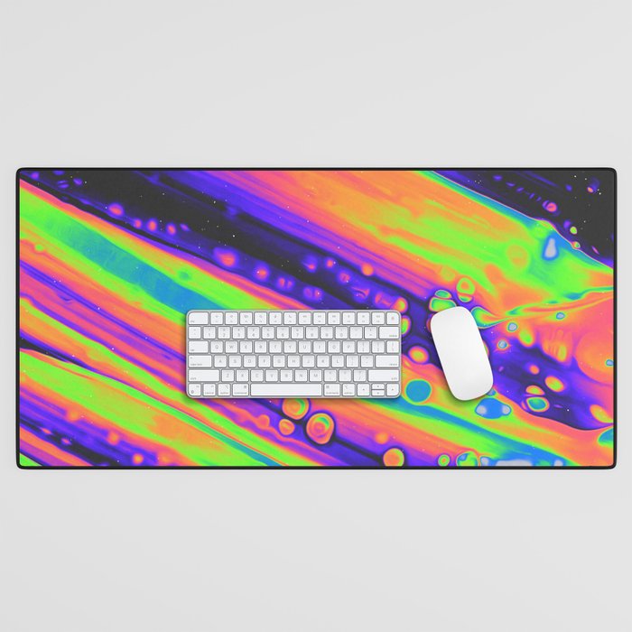 THIRTEEN Desk Mat Gallery Image 1