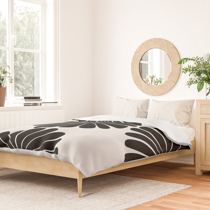Retro Daisy Abstract I Black and White Bold Floral Duvet Cover Gallery Image 2