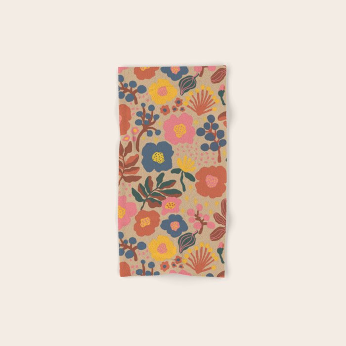 Red blooming Towels Gallery Image 1