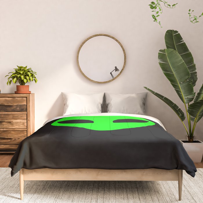 Black and Green Alien Head Shape Comforter Gallery Image 3