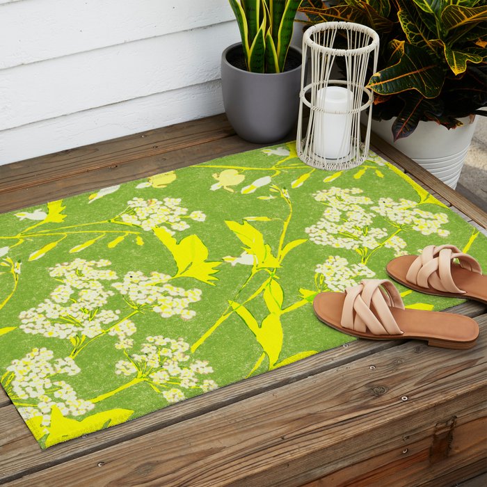 Snowdrop (green) Outdoor Rug Gallery Image 2