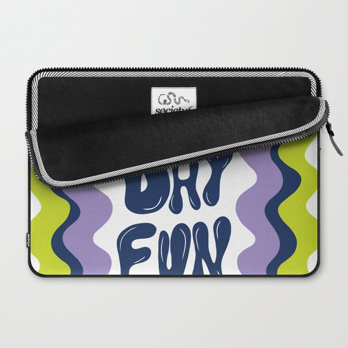 Sunday-Fun Laptop Sleeve Gallery Image 2
