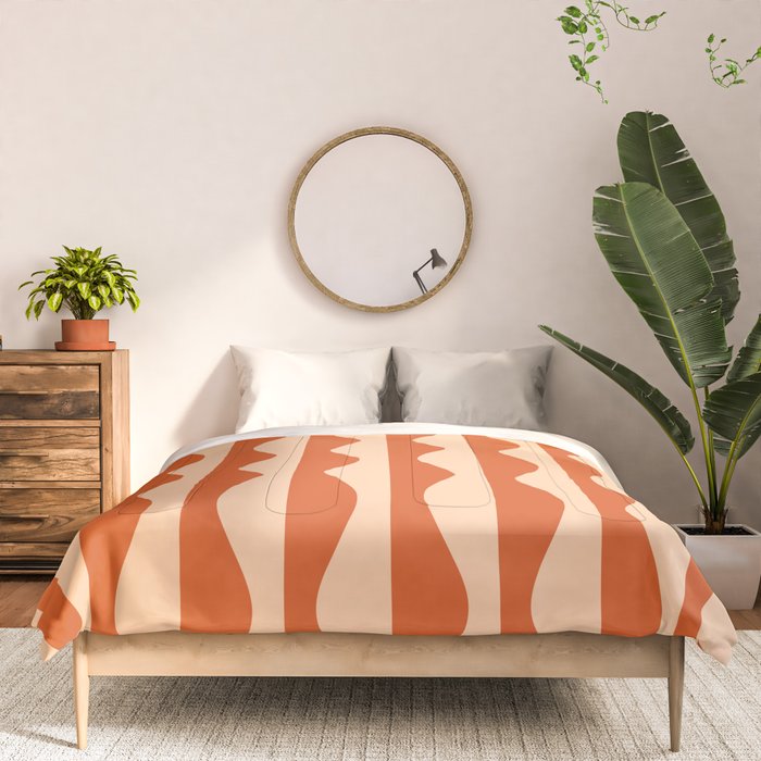 Retro Wavy Lines Pattern in Burnt Orange & Peach Comforter Gallery Image 3