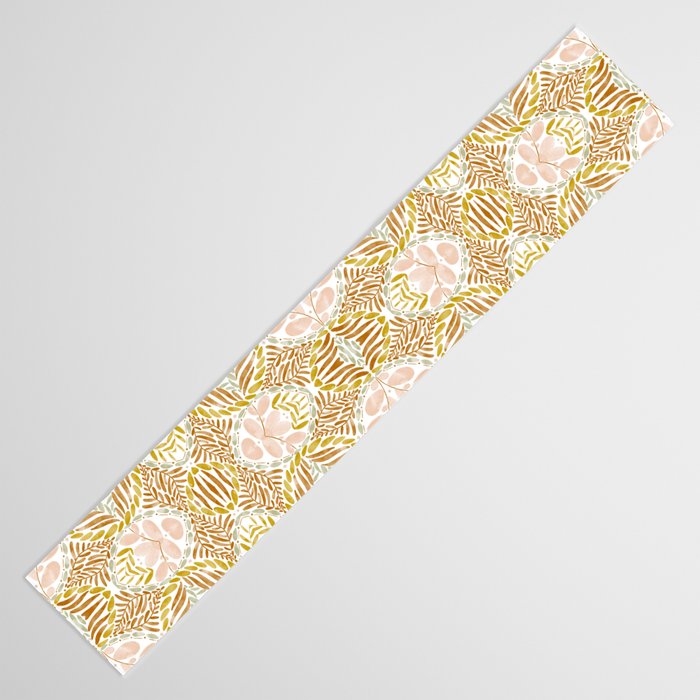 Rustic Leaf Medley Y Table Runner Gallery Image 3