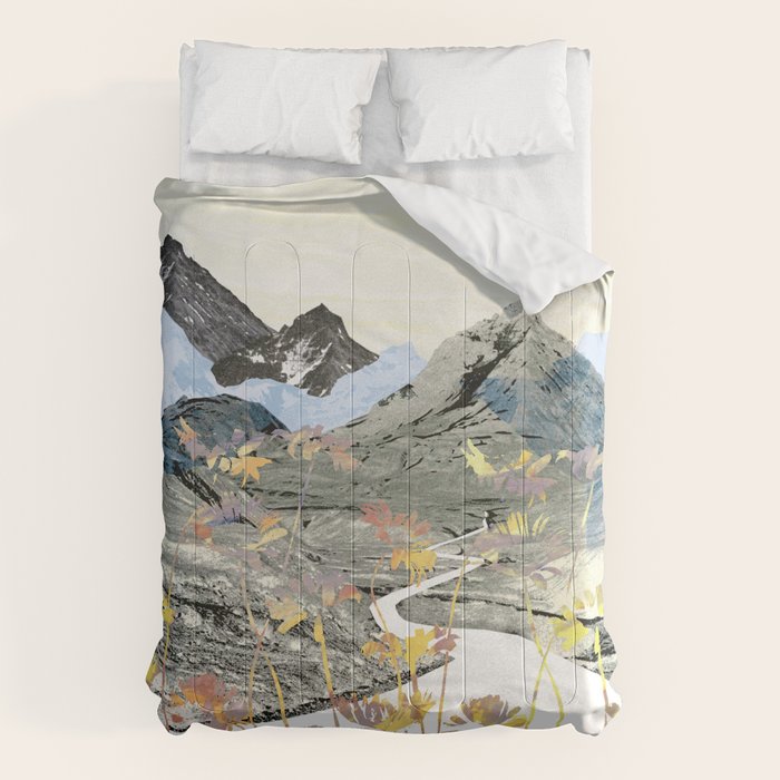 Daisy Mountain - Art Collage Comforter Gallery Image 1