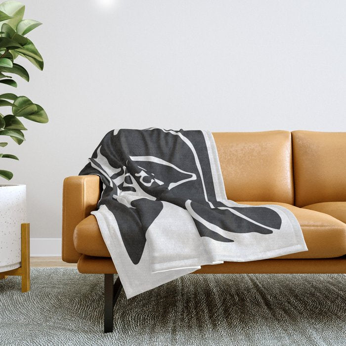 Picasso - Kiss 1979 Artwork Reproduction Throw Blanket Gallery Image 1