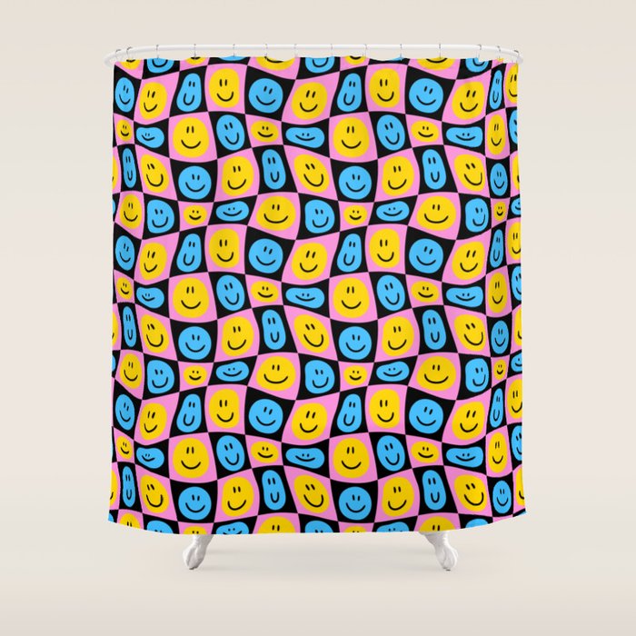 Retro happy smiling face checkered pattern Shower Curtain Gallery Image 1