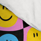 Retro happy smiling face checkered pattern Comforter Gallery Image 4