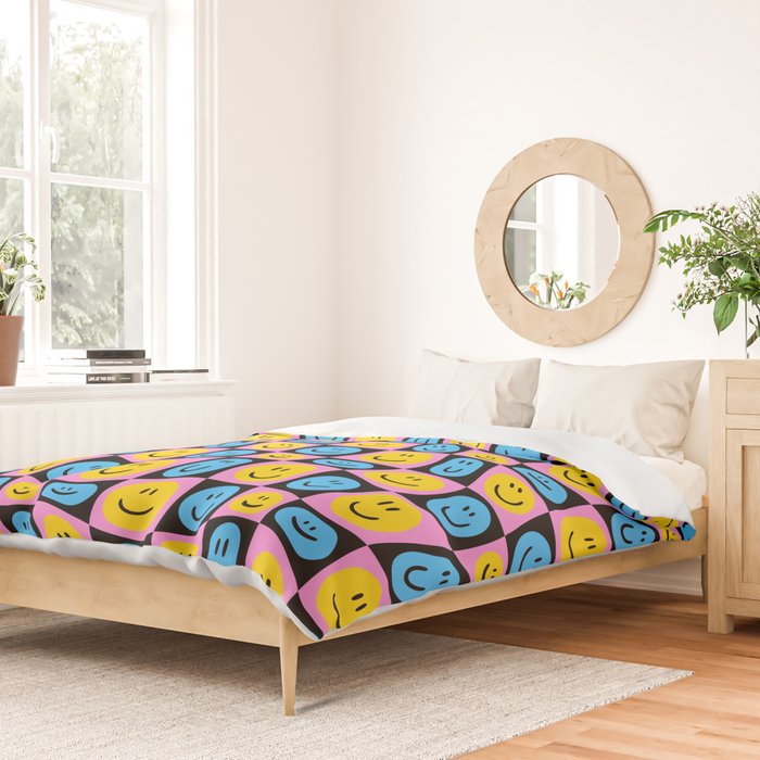 Retro happy smiling face checkered pattern Duvet Cover Gallery Image 2