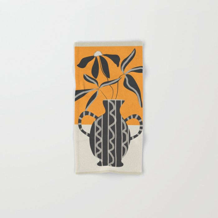 Minimalist Flora 4 Bath Towel Gallery Image 1