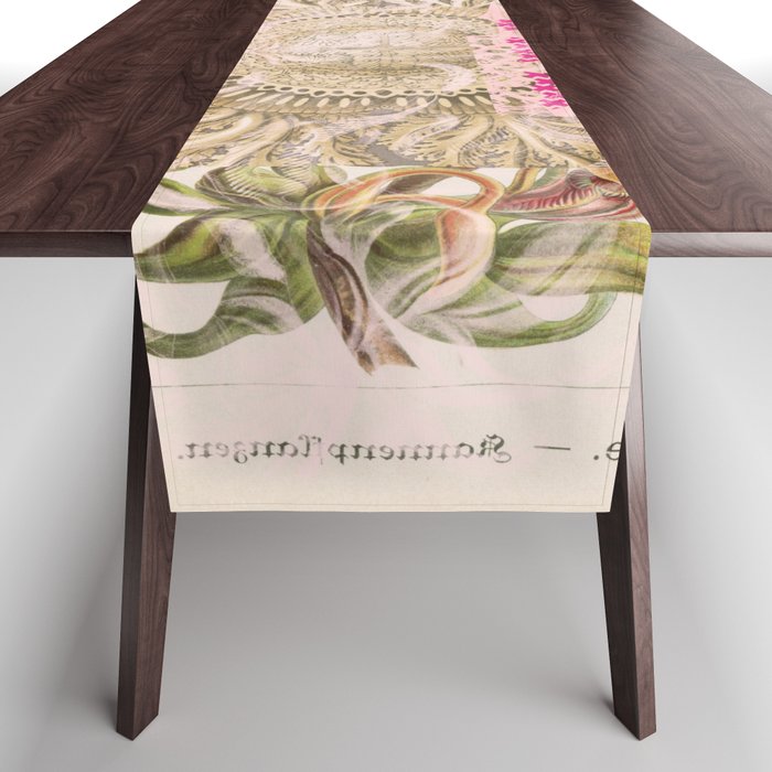 daydream aufbluehen der illusion Table Runner Gallery Image 1