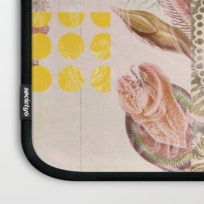 daydream aufbluehen der illusion Laptop Sleeve Gallery Image 3