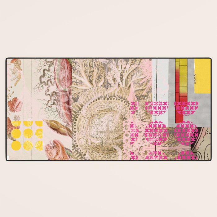 daydream aufbluehen der illusion Desk Mat Gallery Image 3