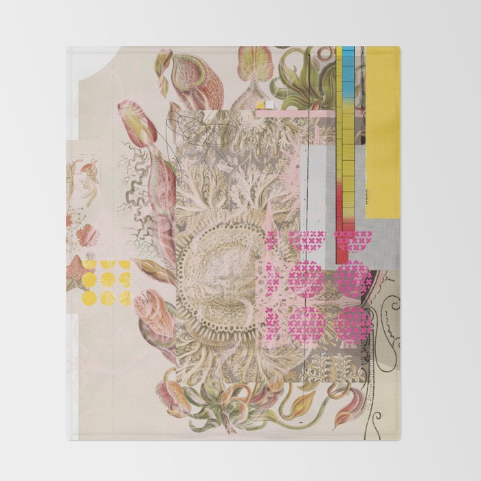 daydream aufbluehen der illusion Throw Blanket Gallery Image 2