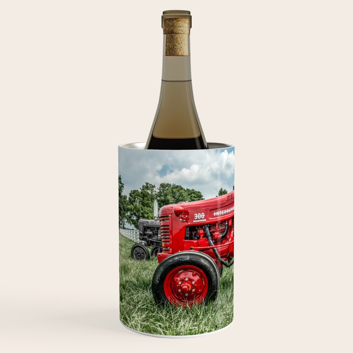 300 Vintage International Harvester Red Tractor Wine Chiller Gallery Image 2