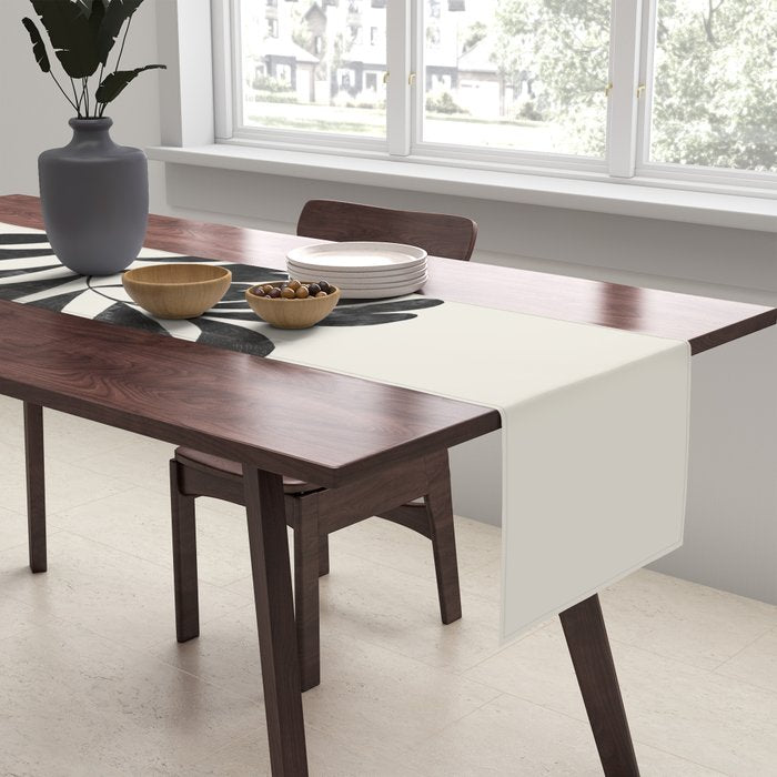 Love Palm Branch Table Runner Gallery Image 2