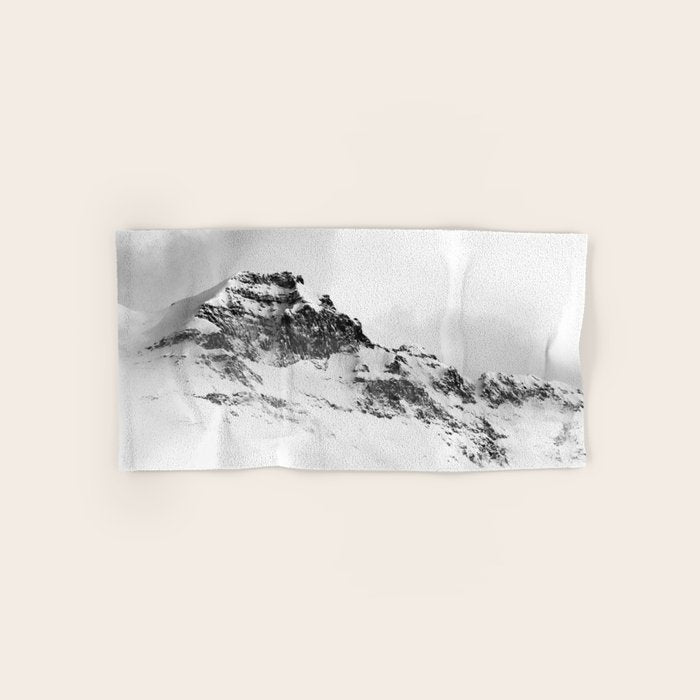 Snowy Peak Bath Towel Gallery Image 1