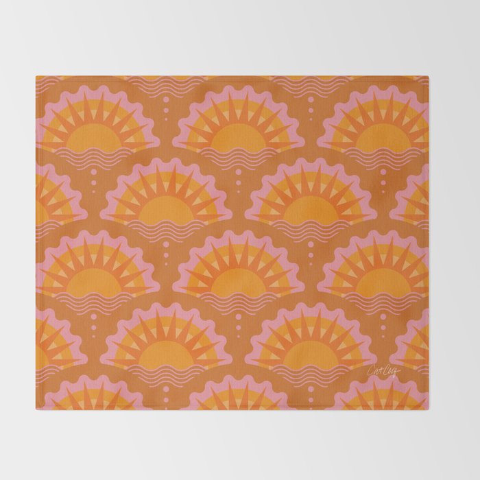 Sunset Seigaiha - Retro Sunshine Throw Blanket Gallery Image 2
