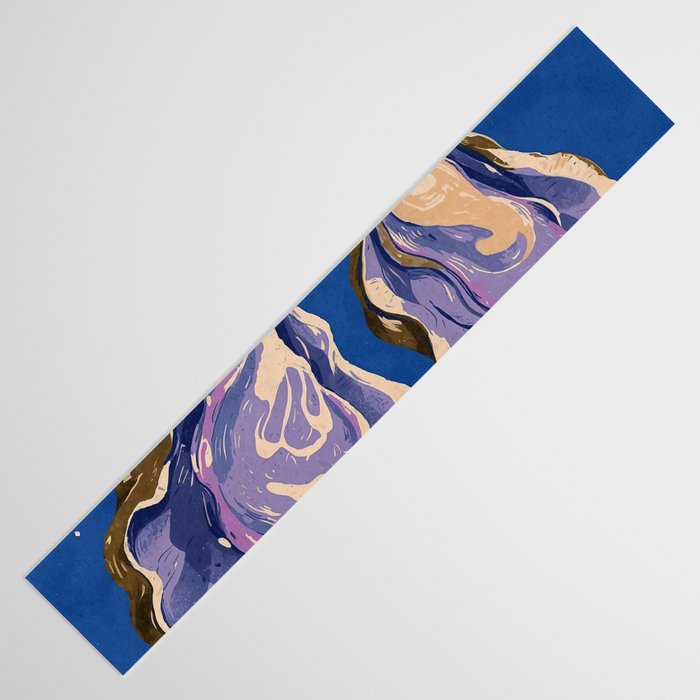 Oceanic Life - Oyster Table Runner Gallery Image 3