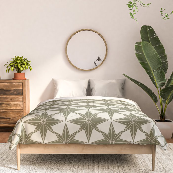 Green Paper Stars Large Comforter Gallery Image 3