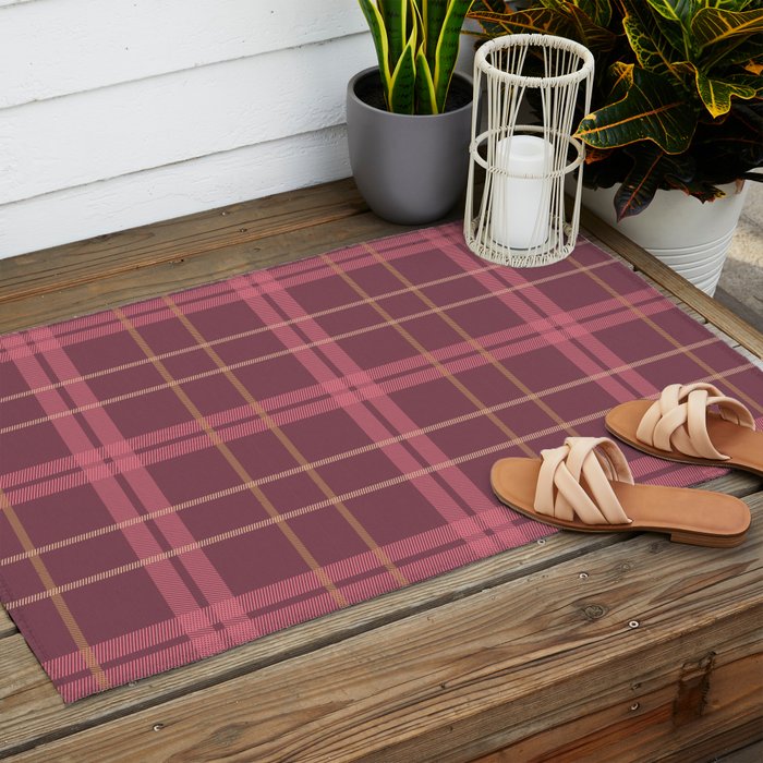 Warm Retro Plaid Pattern Outdoor Rug Gallery Image 2