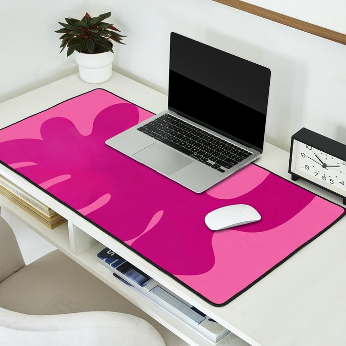 animal minimal Desk Mat Gallery Image 2