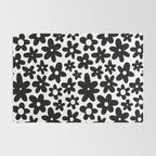 Black and white retro flower pattern Rug Gallery Image 2