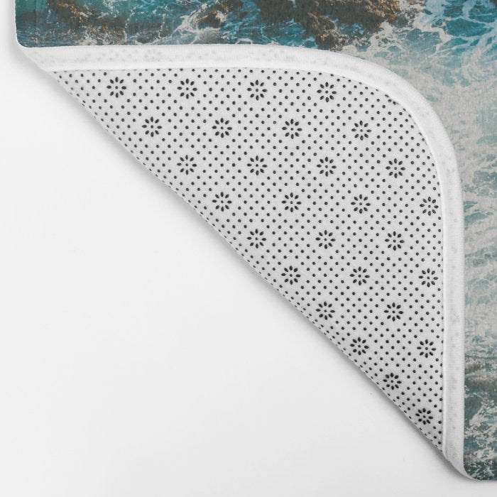 Palos Verdes Surf Bath Mat Gallery Image 2