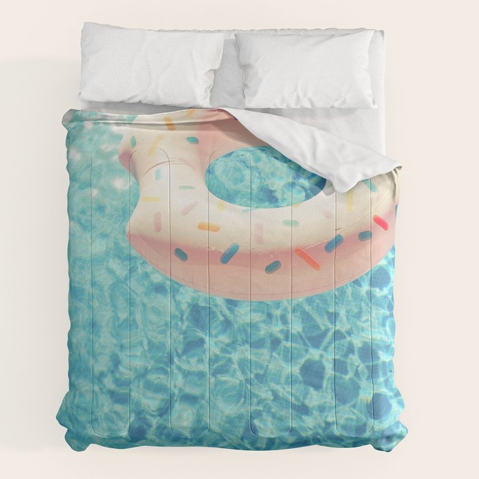 Swimming Pool VII Comforter Gallery Image 2