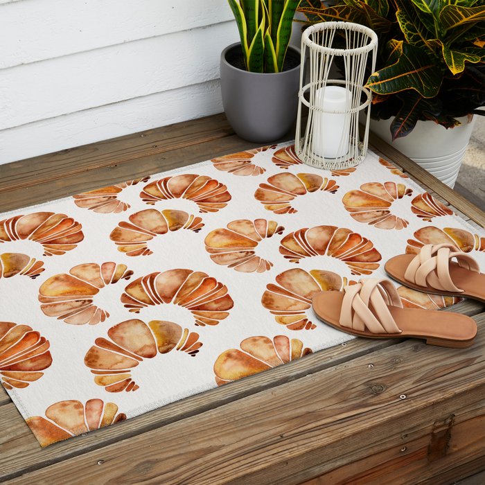 Croissant Collection Outdoor Rug Gallery Image 2
