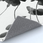 Poppy (black and white) Rug Gallery Image 4