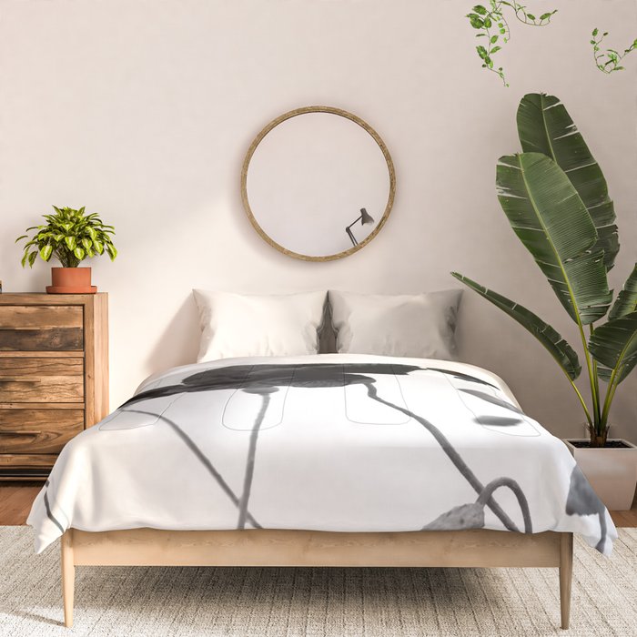 Poppy (black and white) Comforter Gallery Image 3