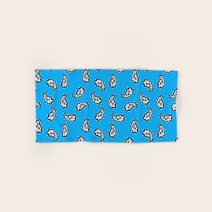 Leafy Whirls 2 Bath Towel Gallery Image 1