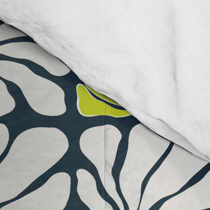 Flowing Floral Comforter Gallery Image 4