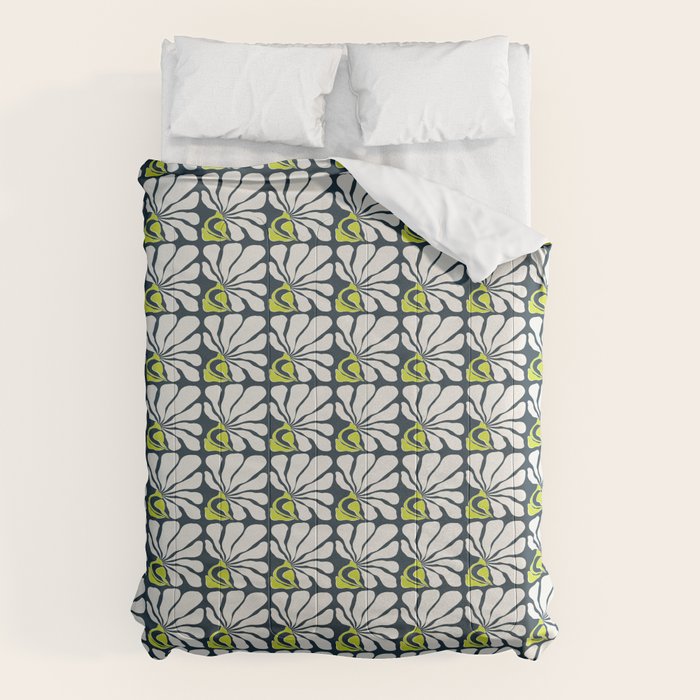 Flowing Floral Comforter Gallery Image 6