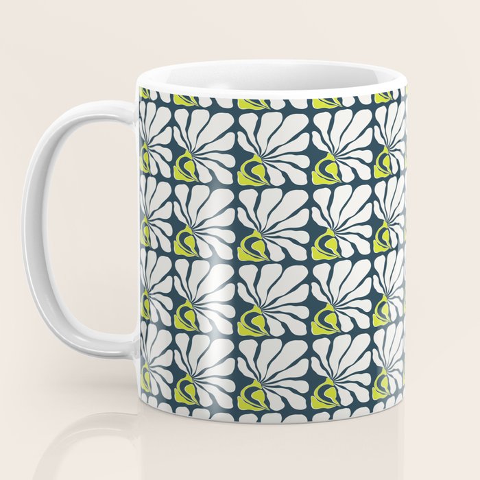Flowing Floral Coffee Mug Gallery Image 3